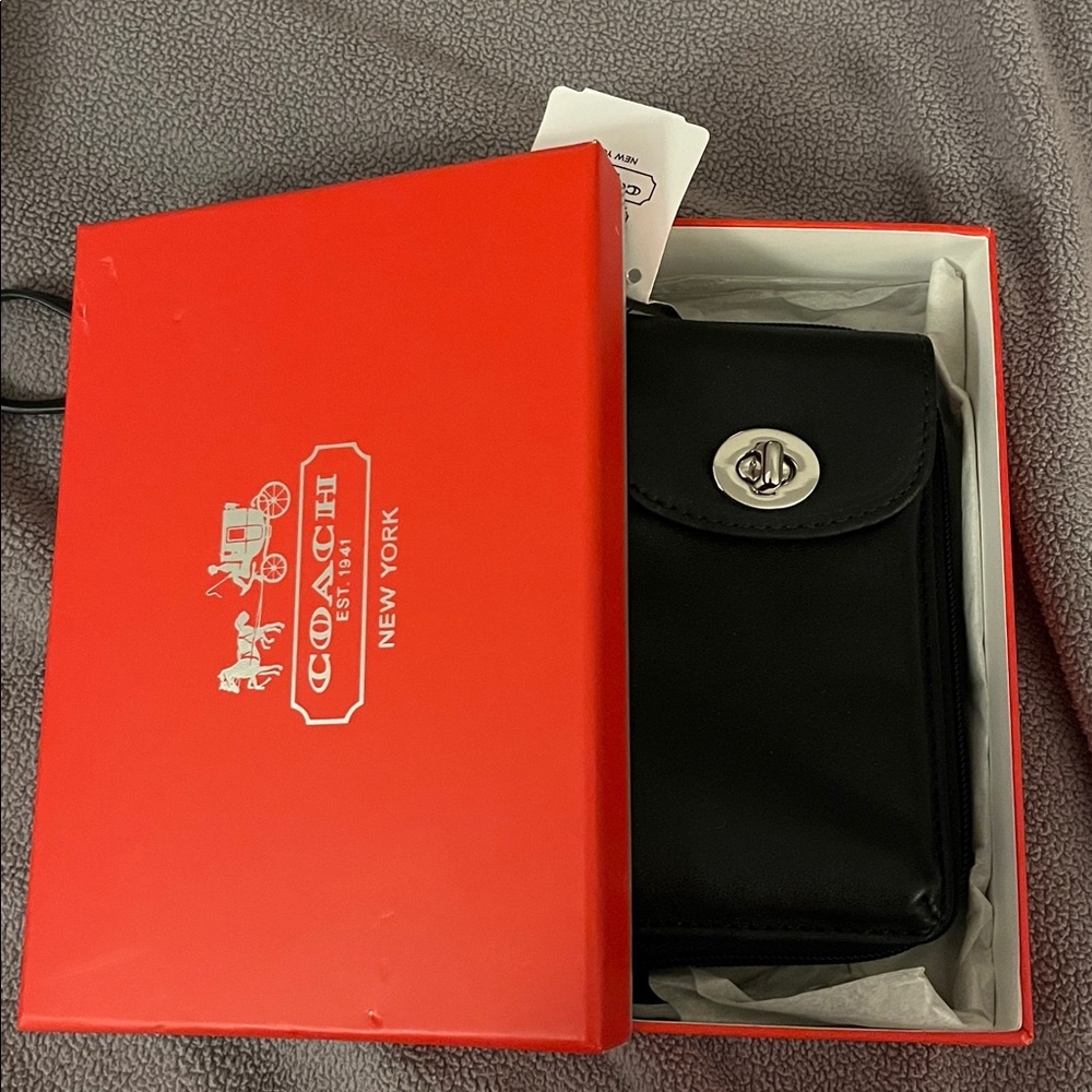 Vintage Coach Black Leather (Phone) Holder wallet - Picture 5 of 5